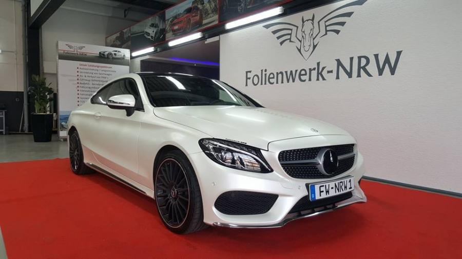 Mercedes-Benz C-Class Coupe Perlmutt Weis Matt by Folienwerk-NRW '2017